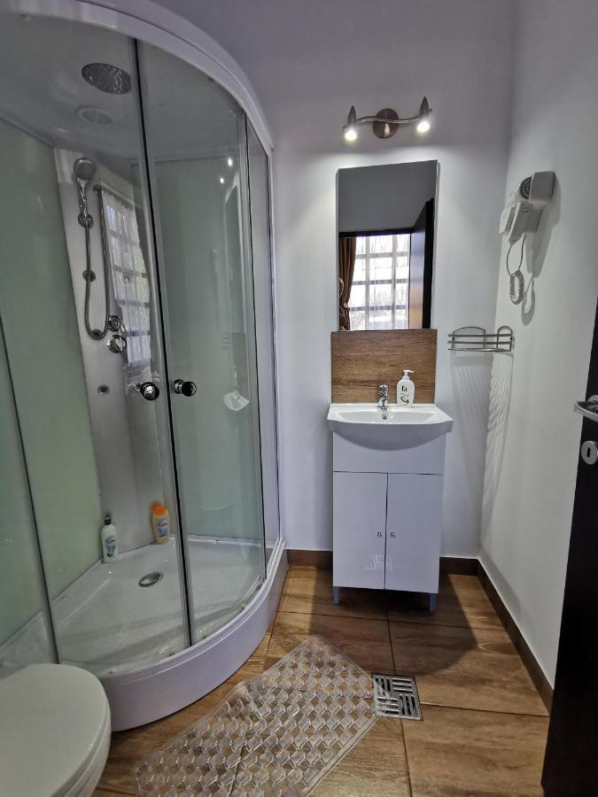Ambient Deluxe Apartman Jula Exterior foto